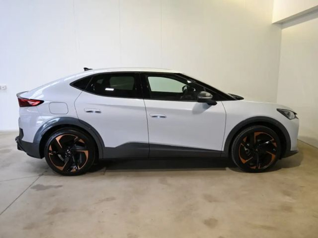 Cupra Tavascan