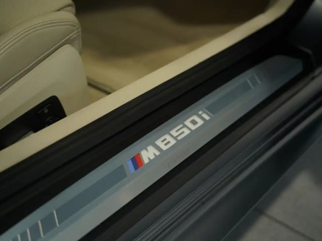 BMW M850