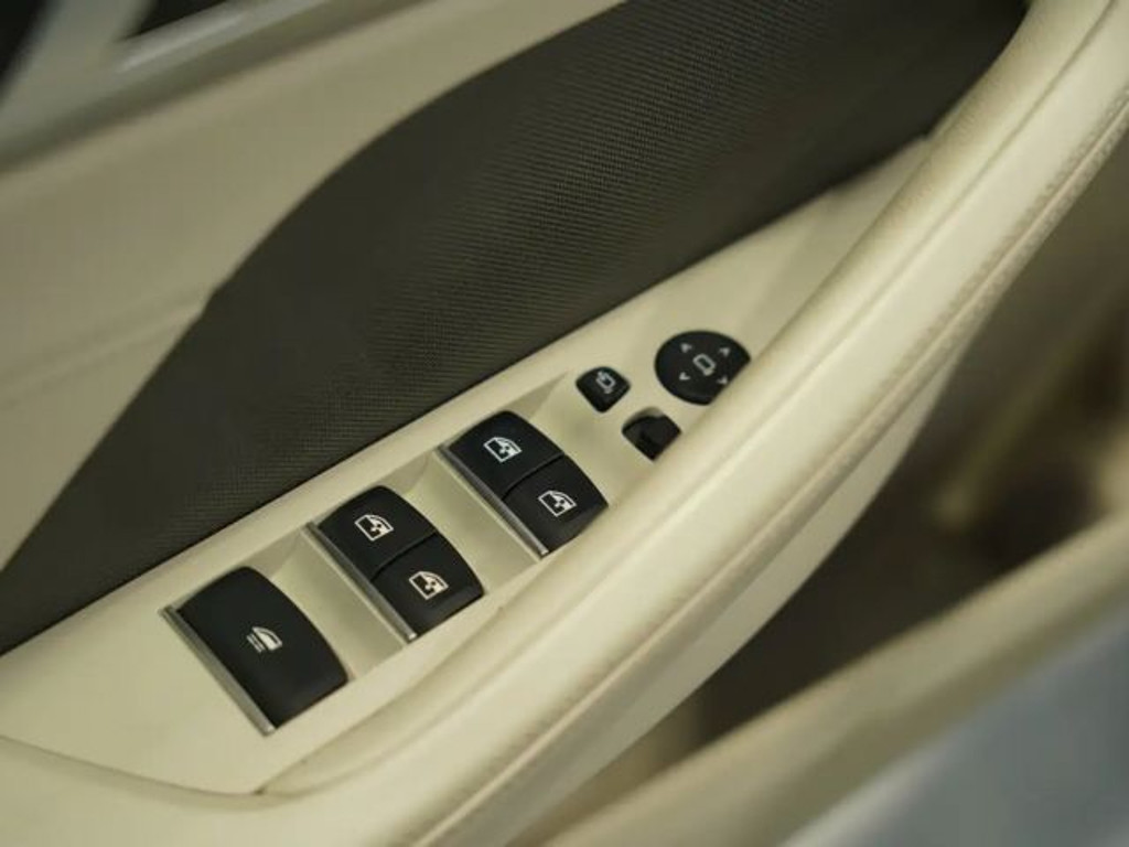 BMW M850