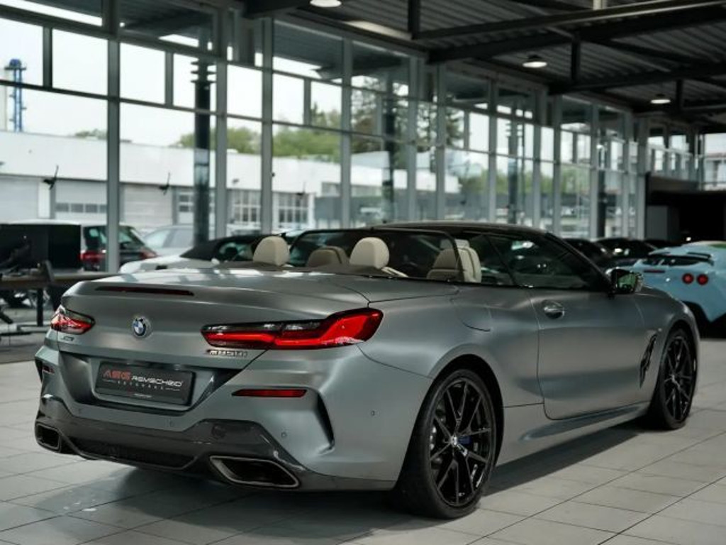 BMW M850