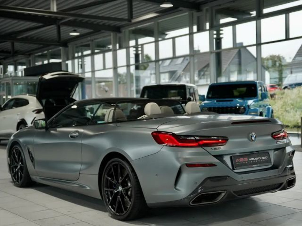 BMW M850