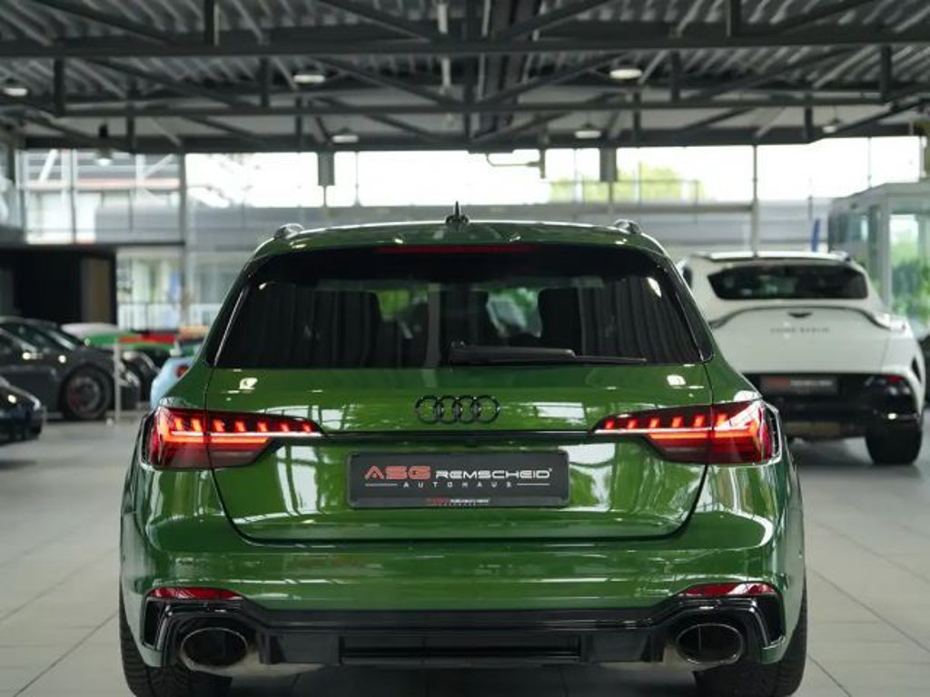 Audi RS4