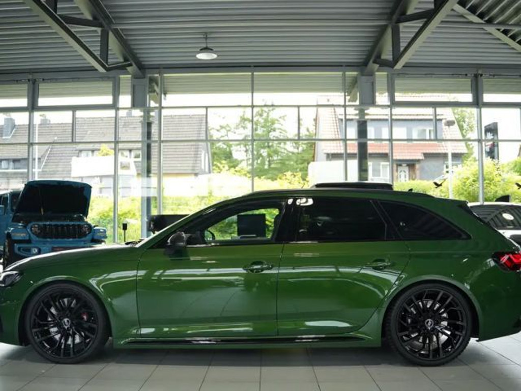 Audi RS4