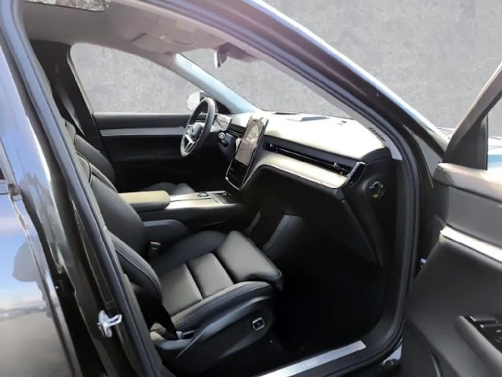 Volvo EX90