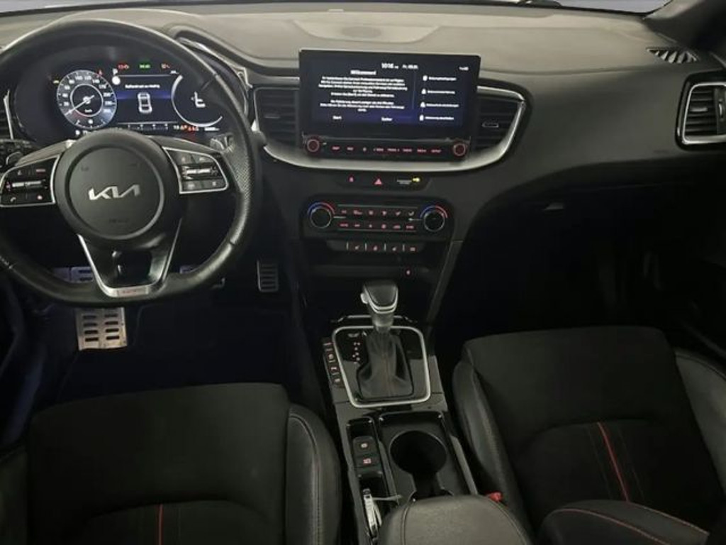 Kia ProCeed
