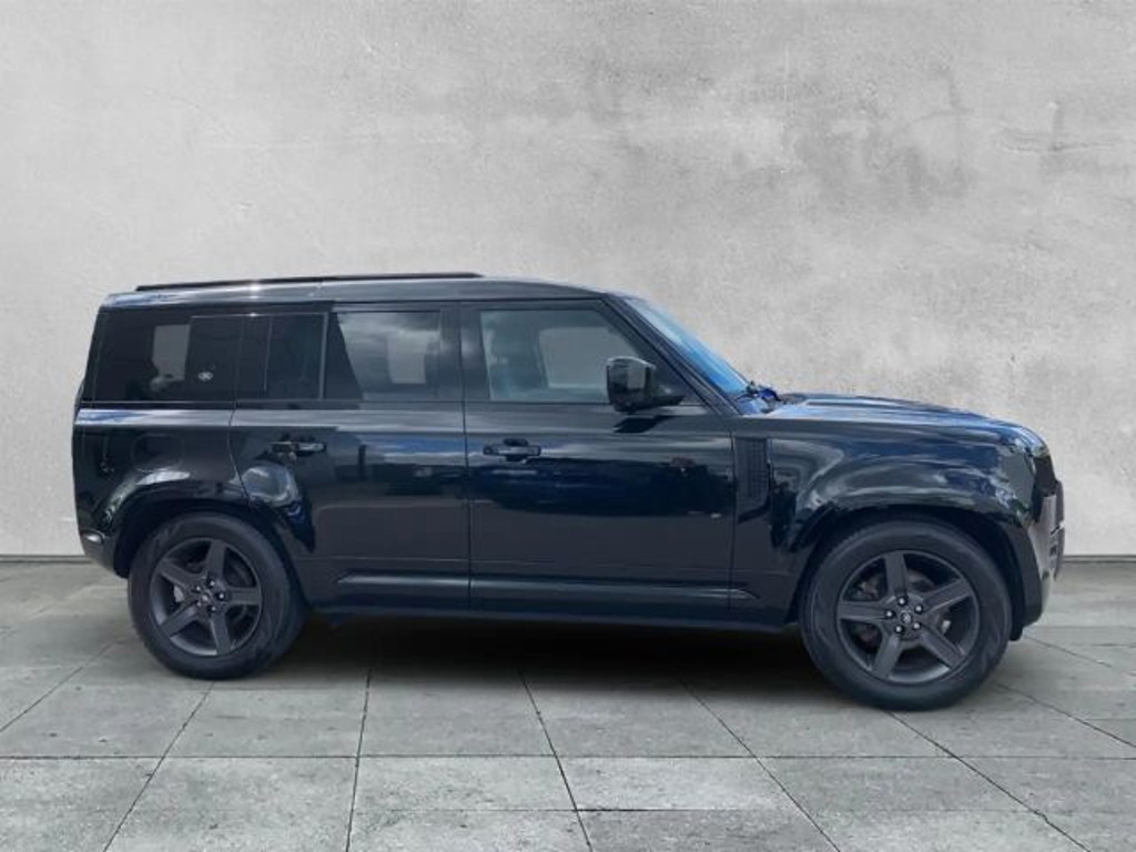 Land Rover Defender Dynamic SE D250 110