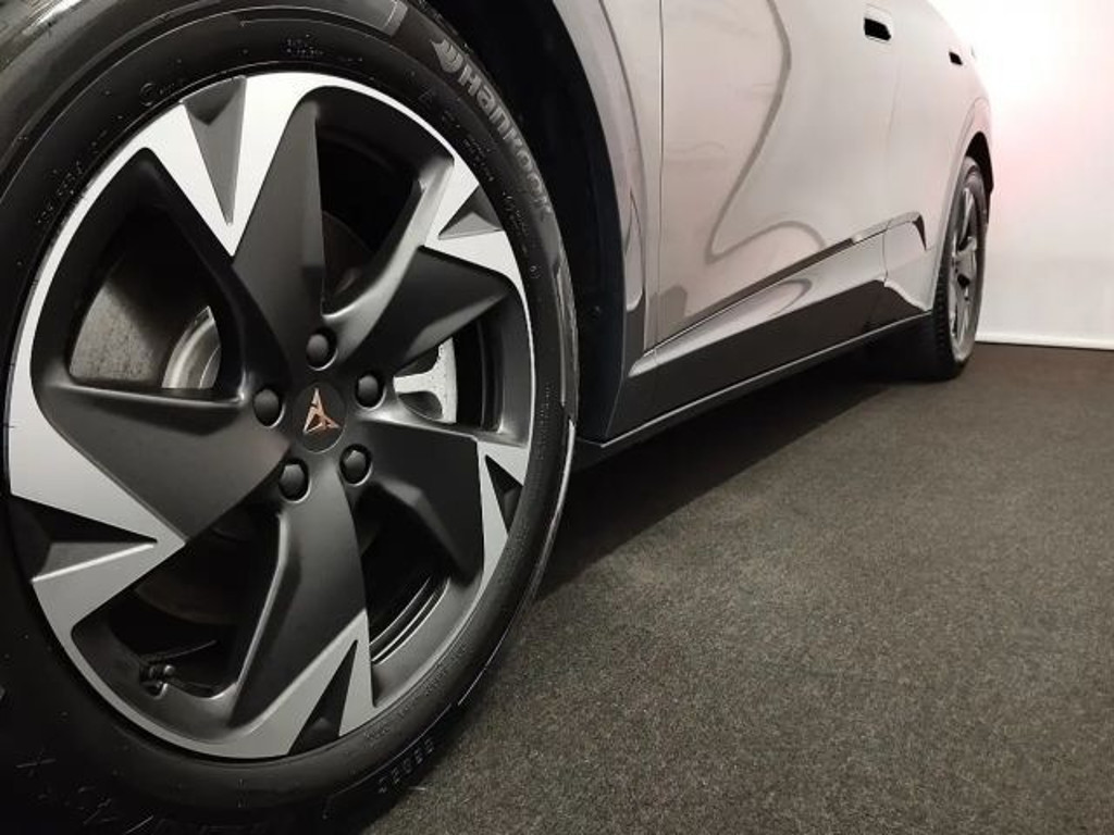 Cupra Tavascan