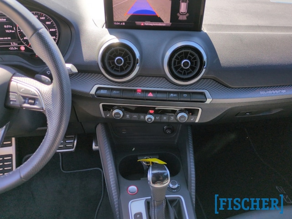 Audi SQ2