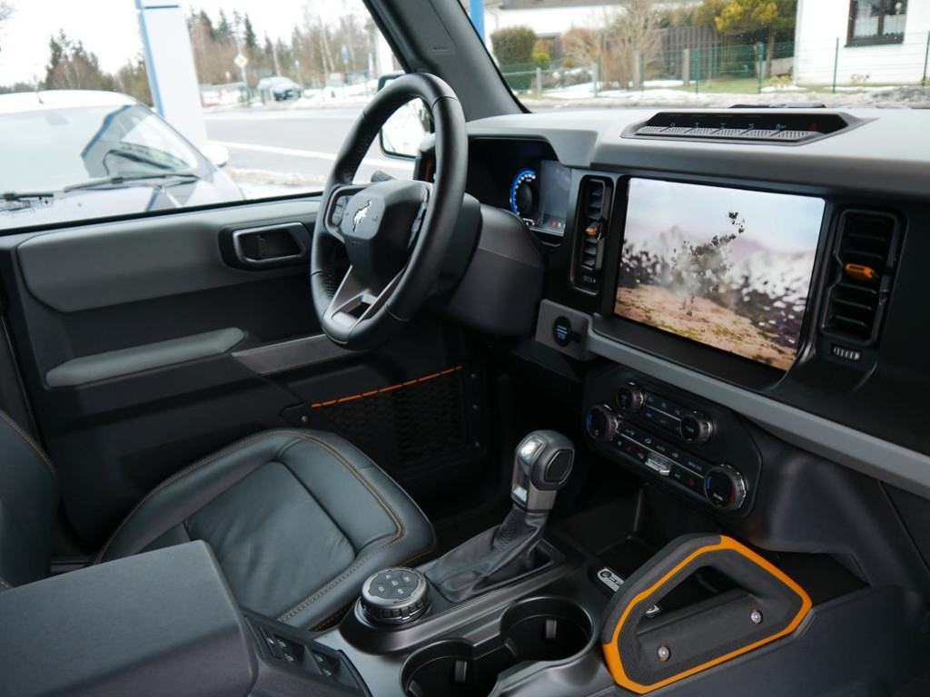 Ford Bronco