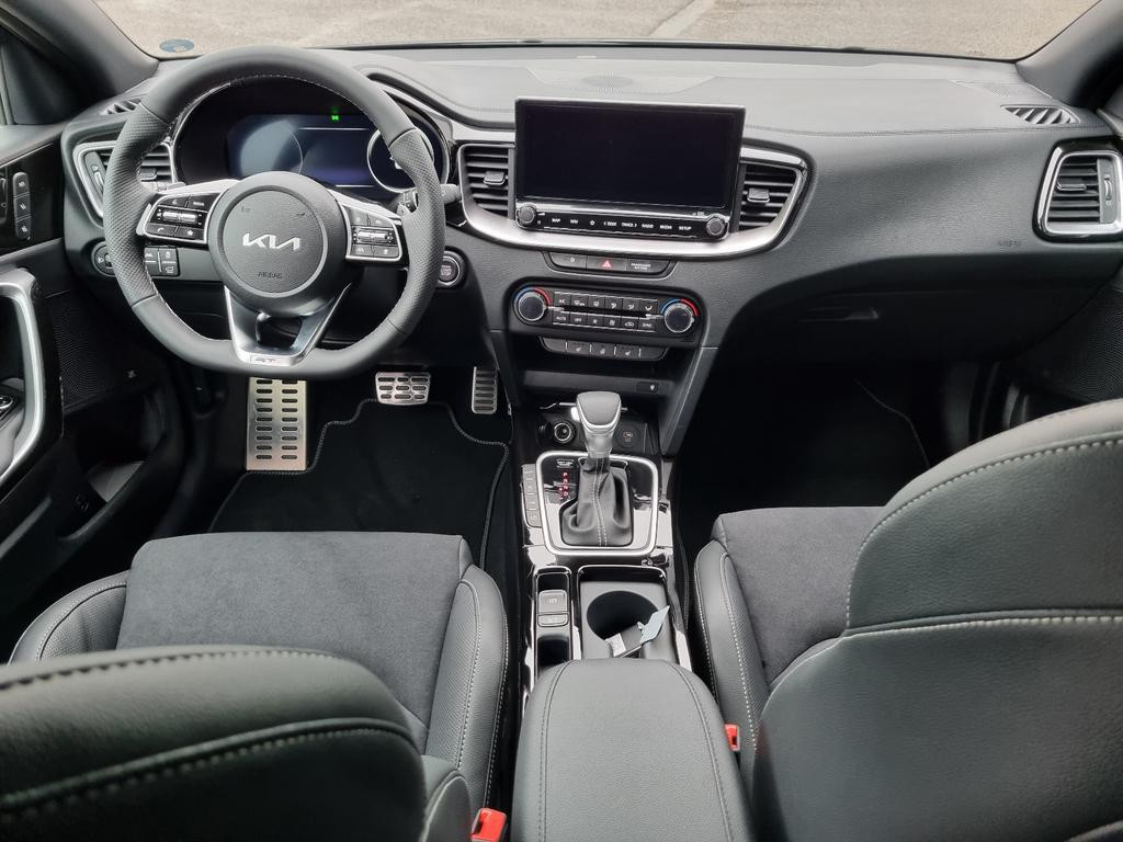 Kia ProCeed