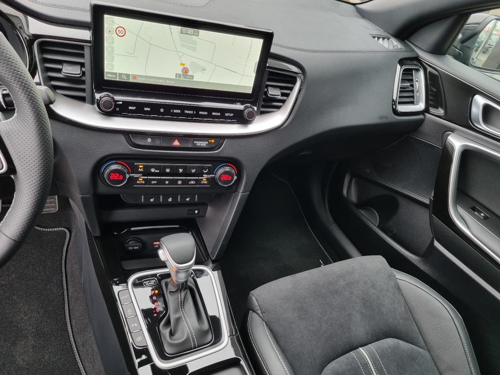 Kia ProCeed