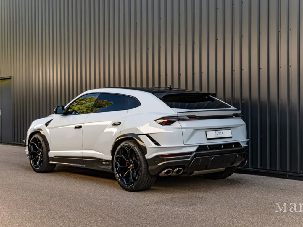 Lamborghini Urus Performante