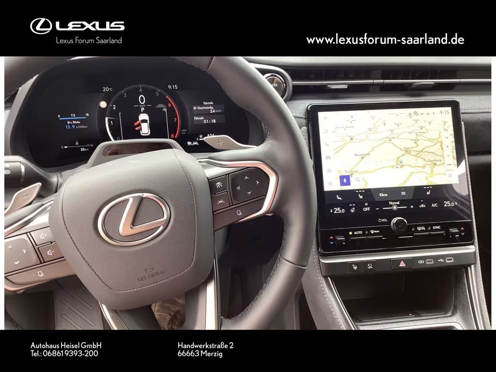 Lexus LBX