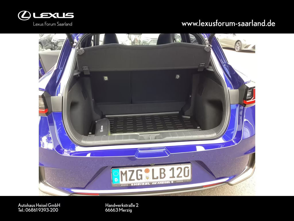Lexus LBX