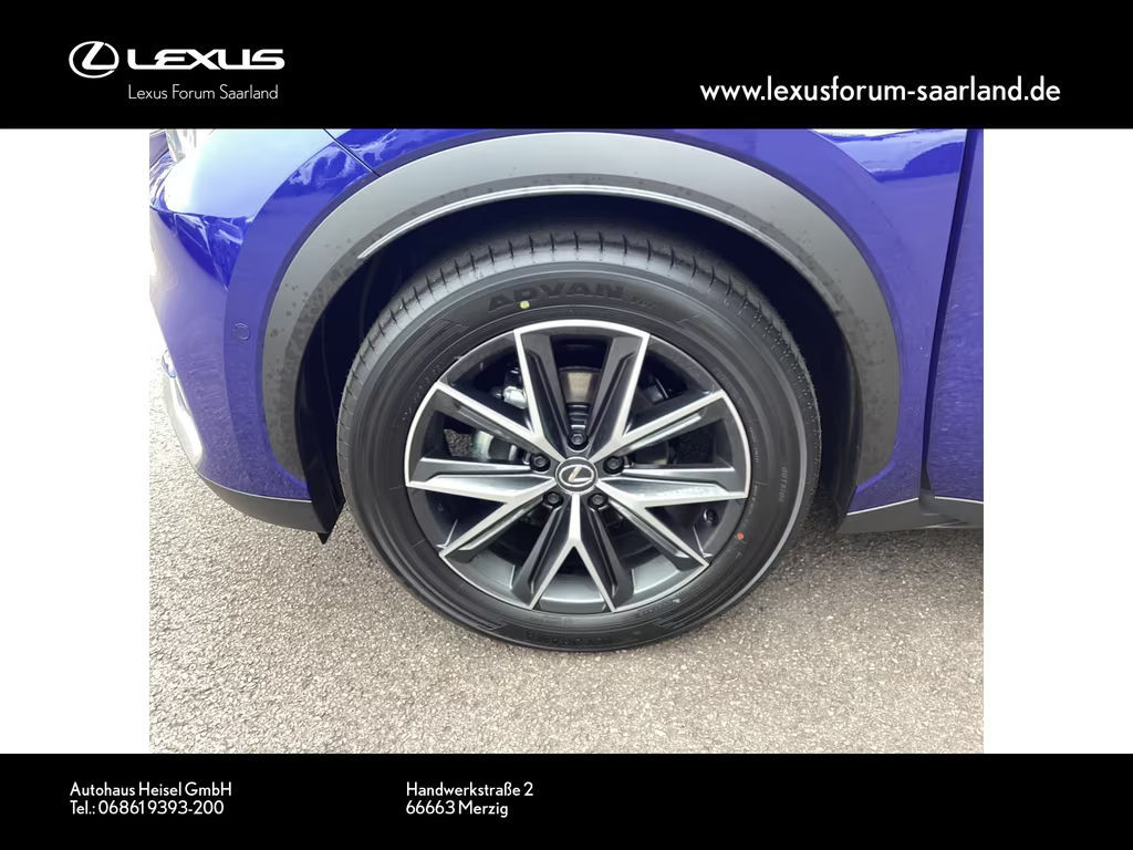 Lexus LBX