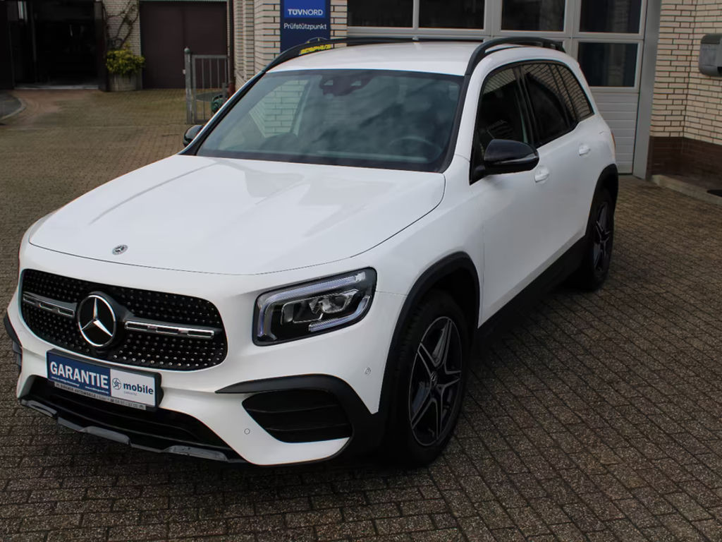 Mercedes-Benz GL-Klasse GLB 200 AMG Line Sedan