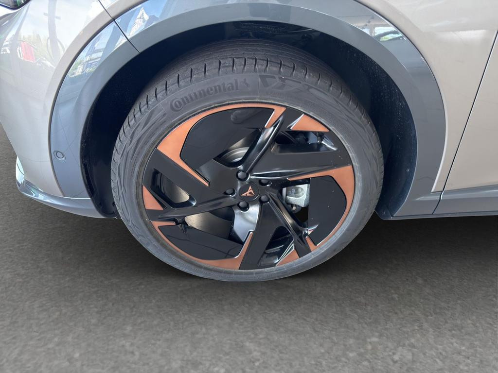 Cupra Tavascan