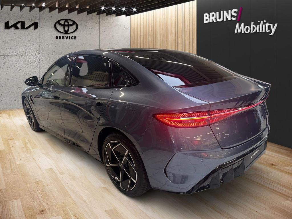 BYD Seal