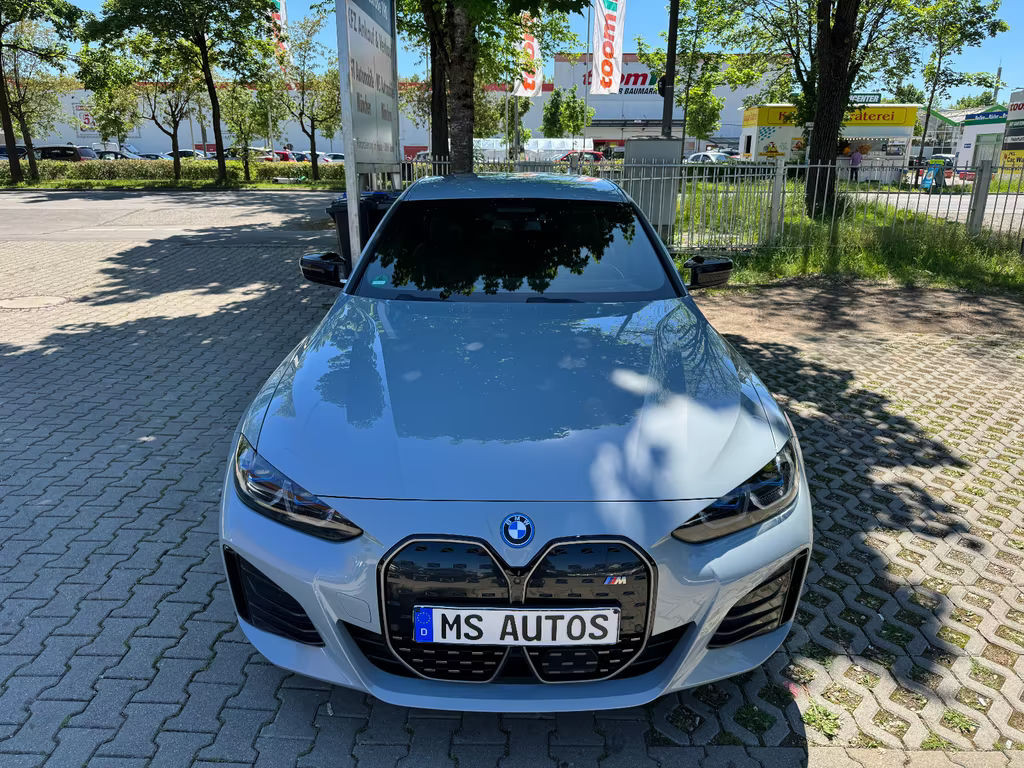 BMW i4