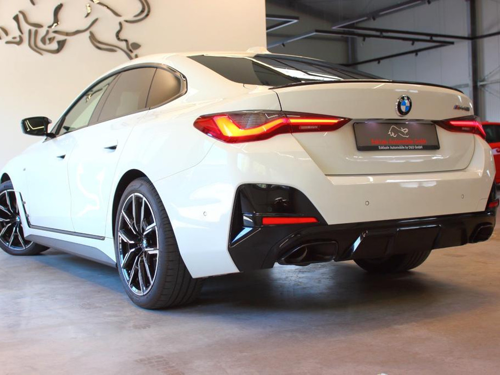 BMW M440