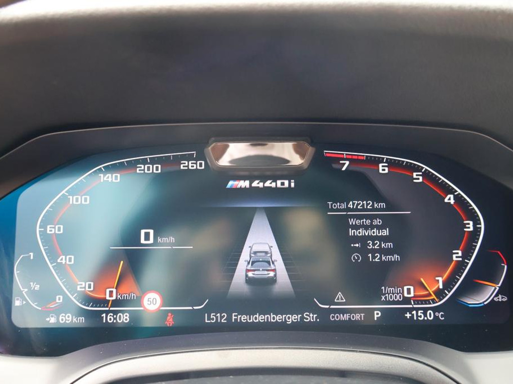 BMW M440