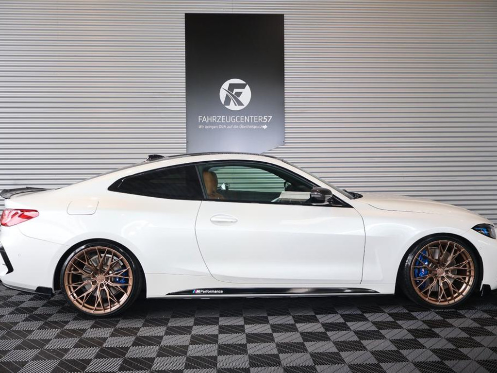 BMW M440
