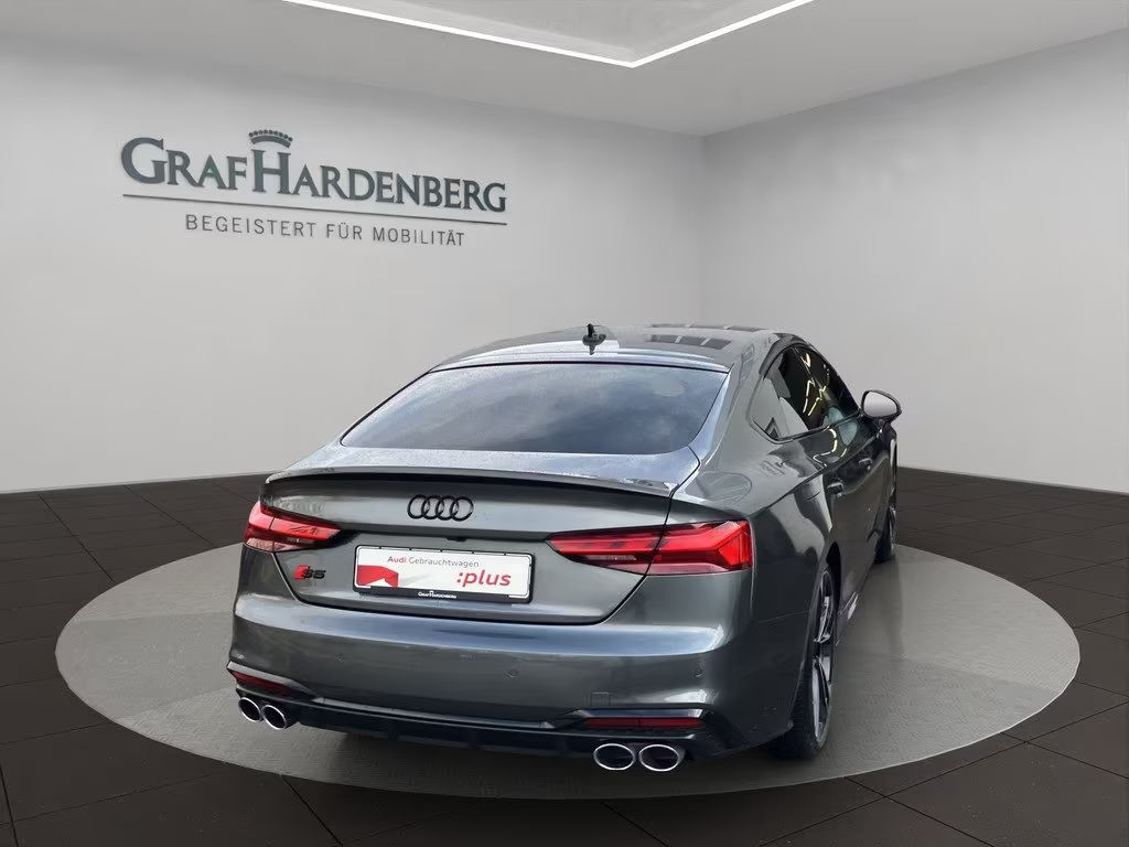 Audi S5