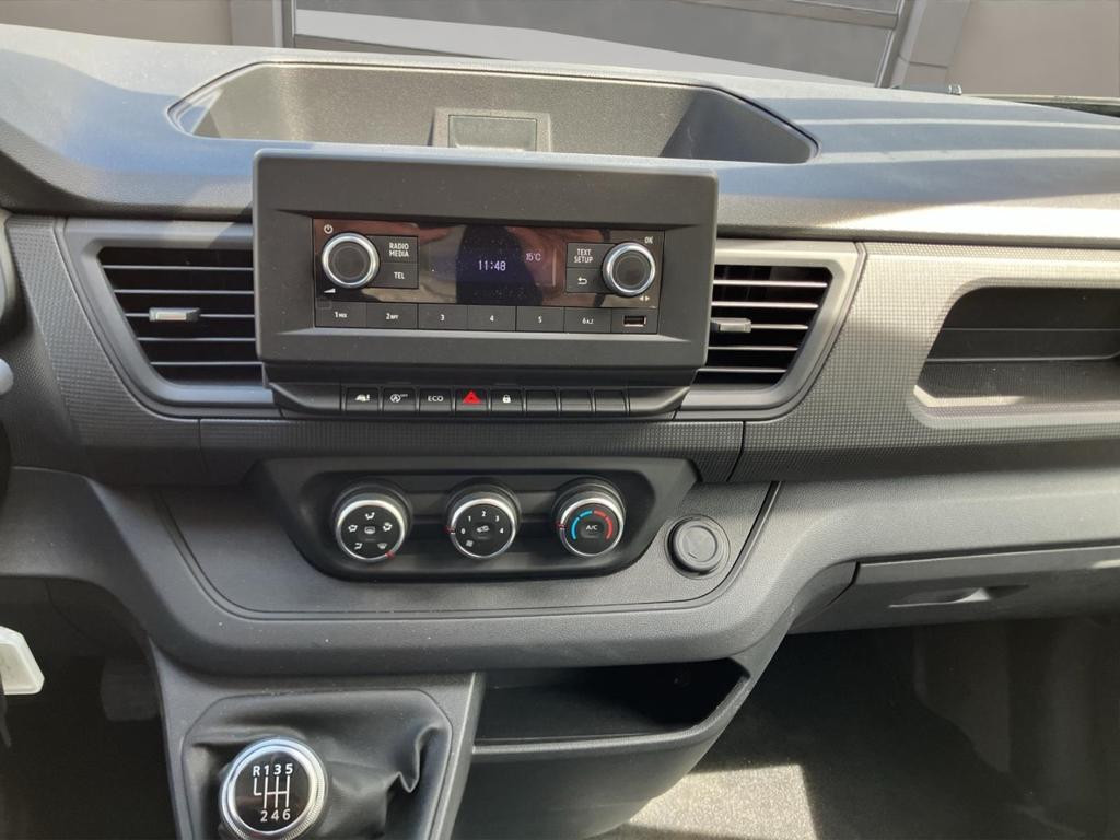 Nissan Primastar
