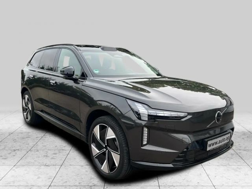 Volvo EX90