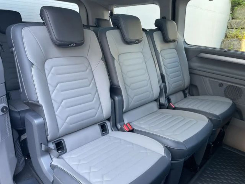 Volkswagen Caravelle