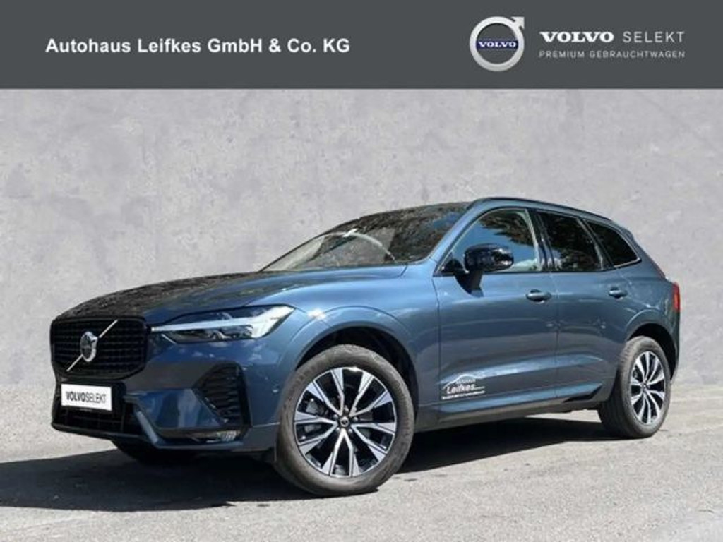 Volvo XC60 AWD Plus Dark