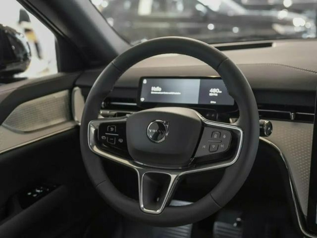 Volvo EX90