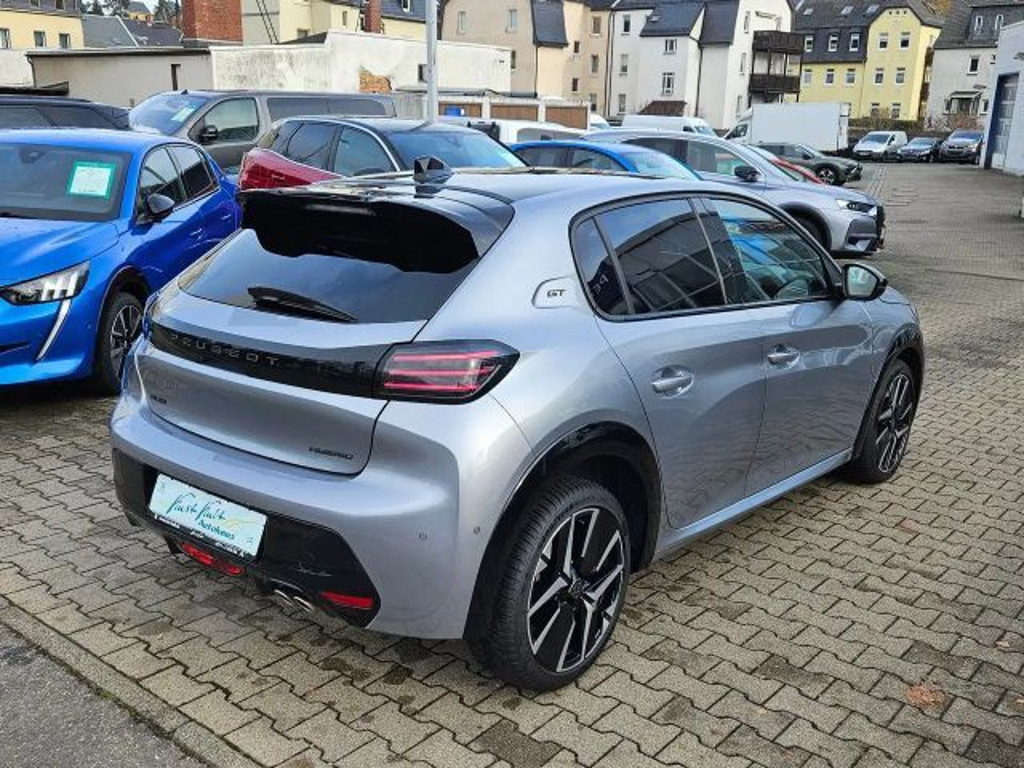 Peugeot e-208