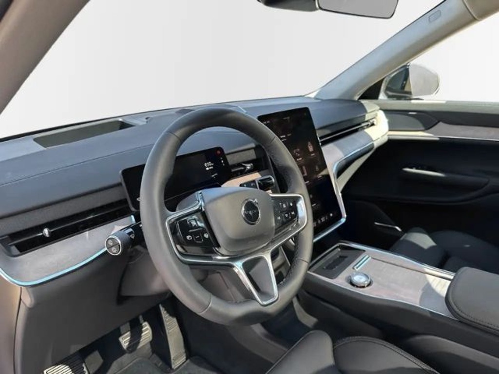 Volvo EX90