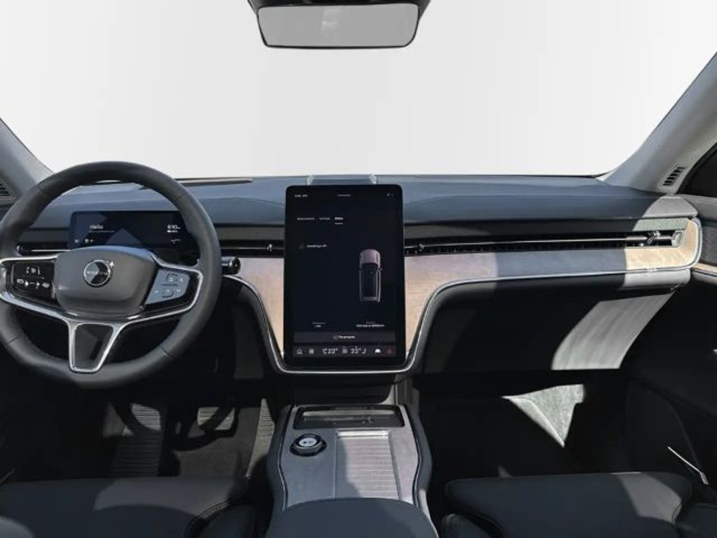 Volvo EX90