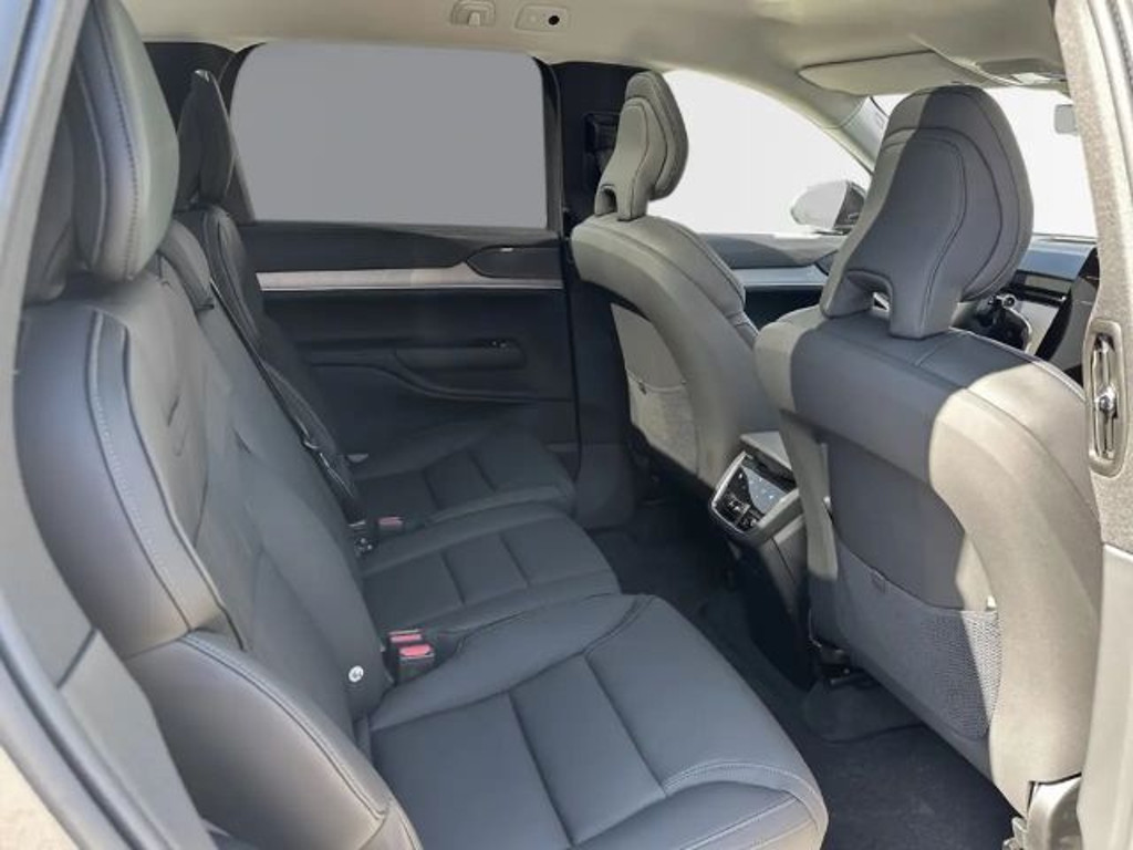 Volvo EX90