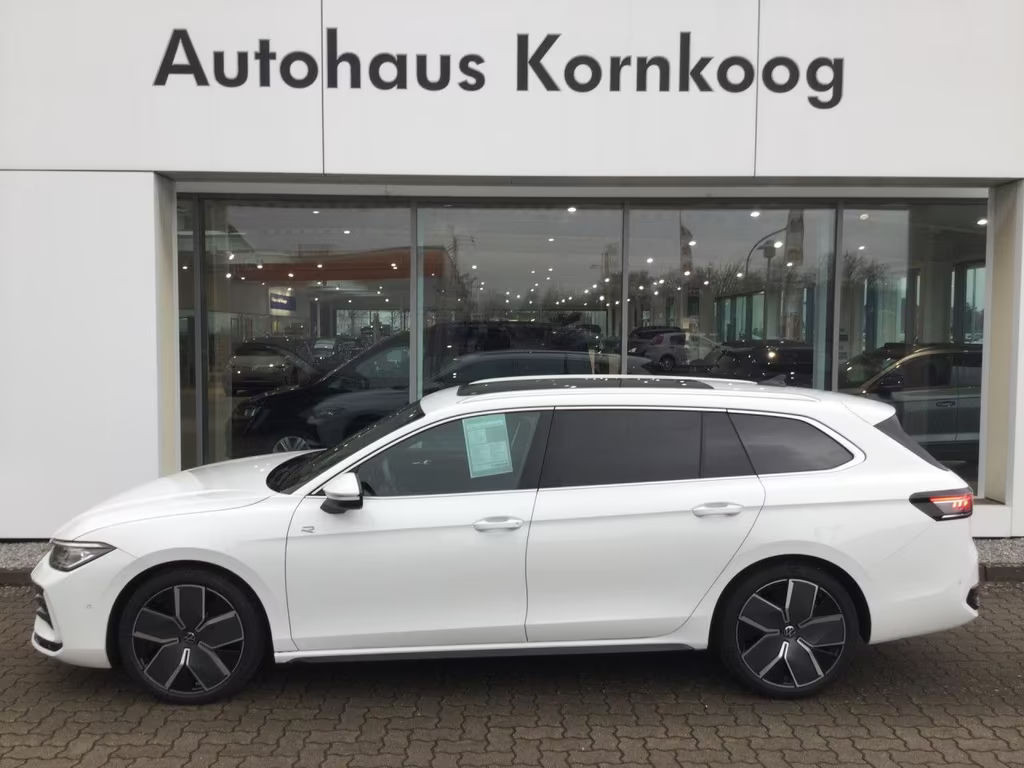 Volkswagen Passat DSG Variant R-Line 1.5 eTSI