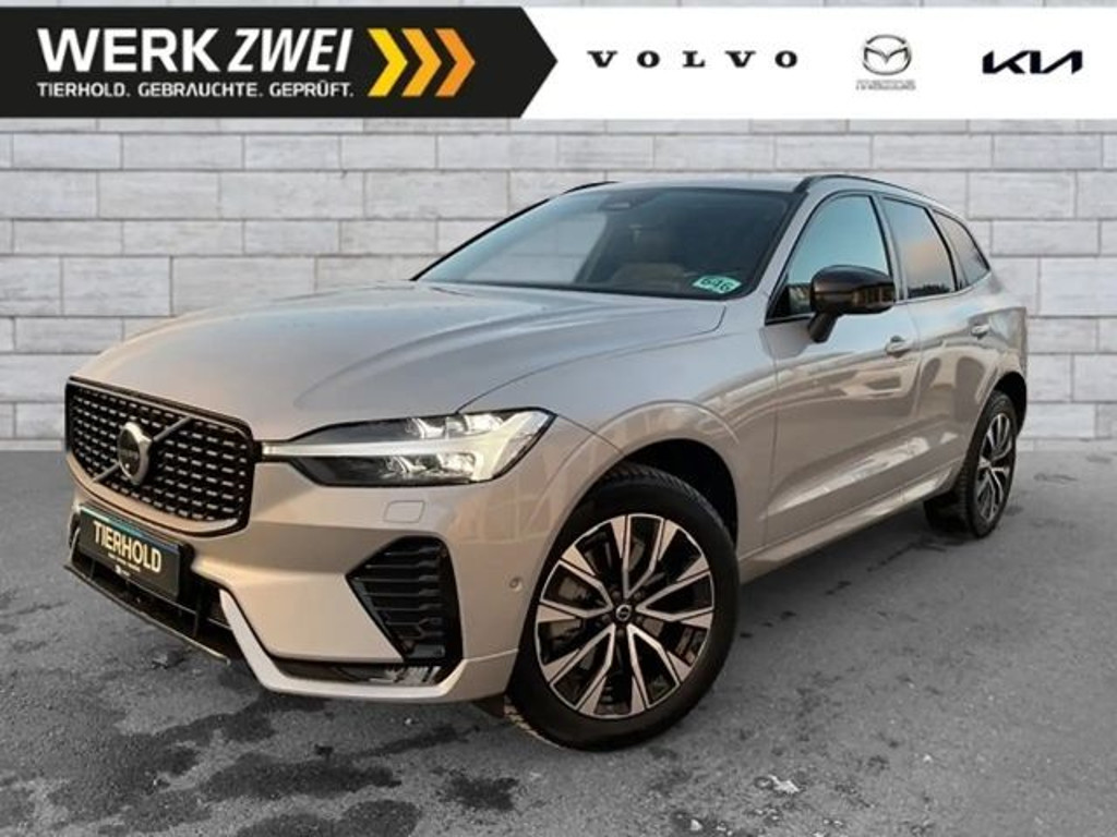 Volvo XC60 Plus Dark