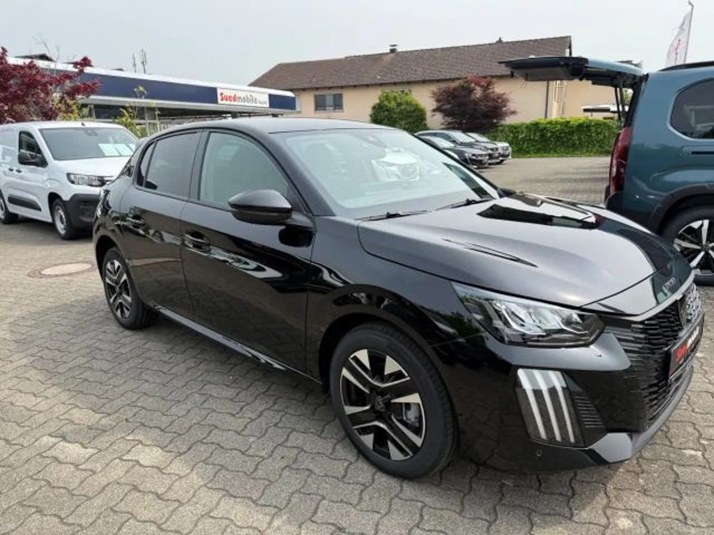 Peugeot e-208