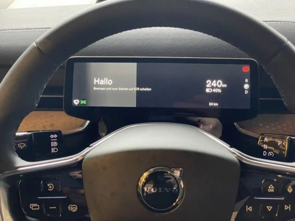 Volvo EX90