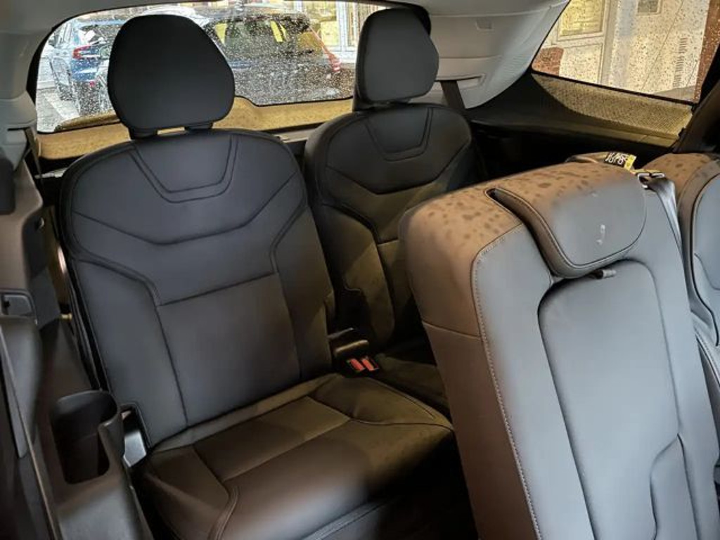 Volvo EX90