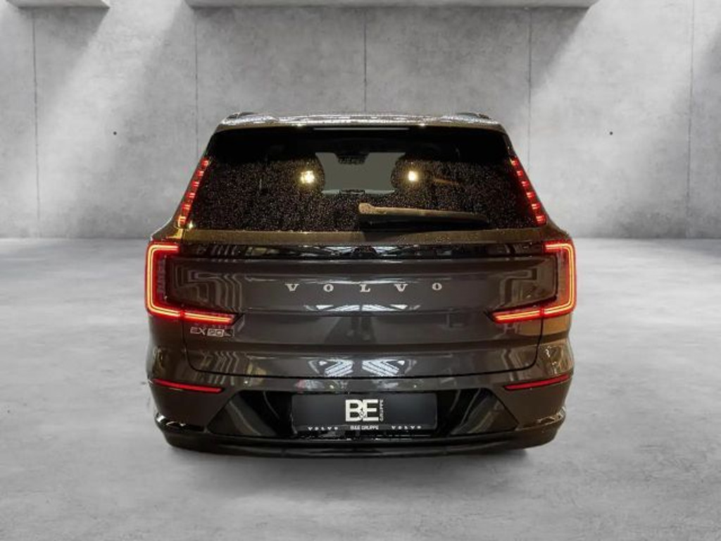 Volvo EX90