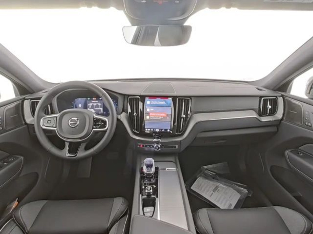 Volvo XC60 AWD Dark Ultra