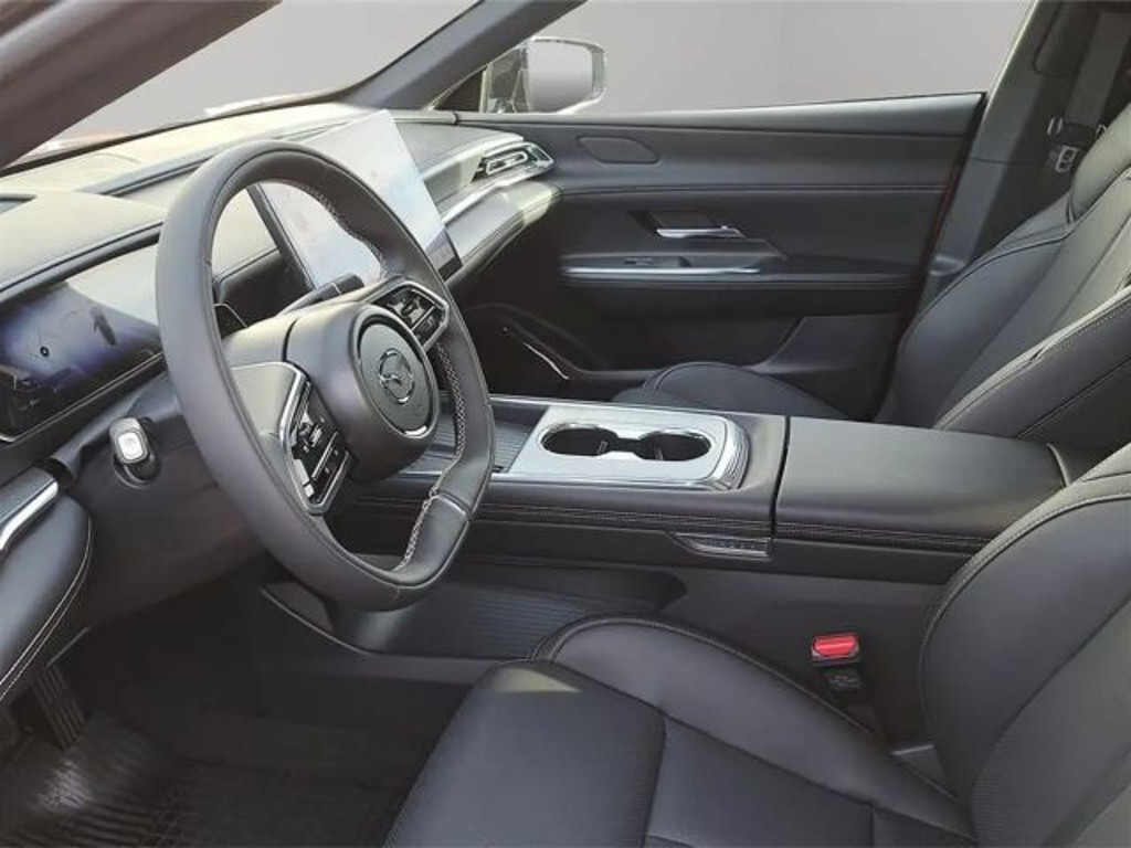 Mazda 6e