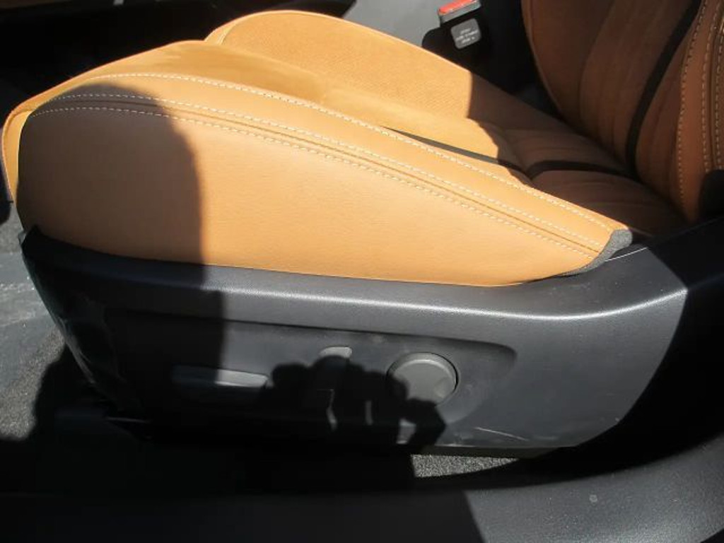 Mazda 6e