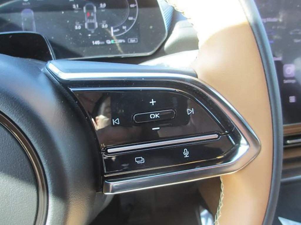 Mazda 6e