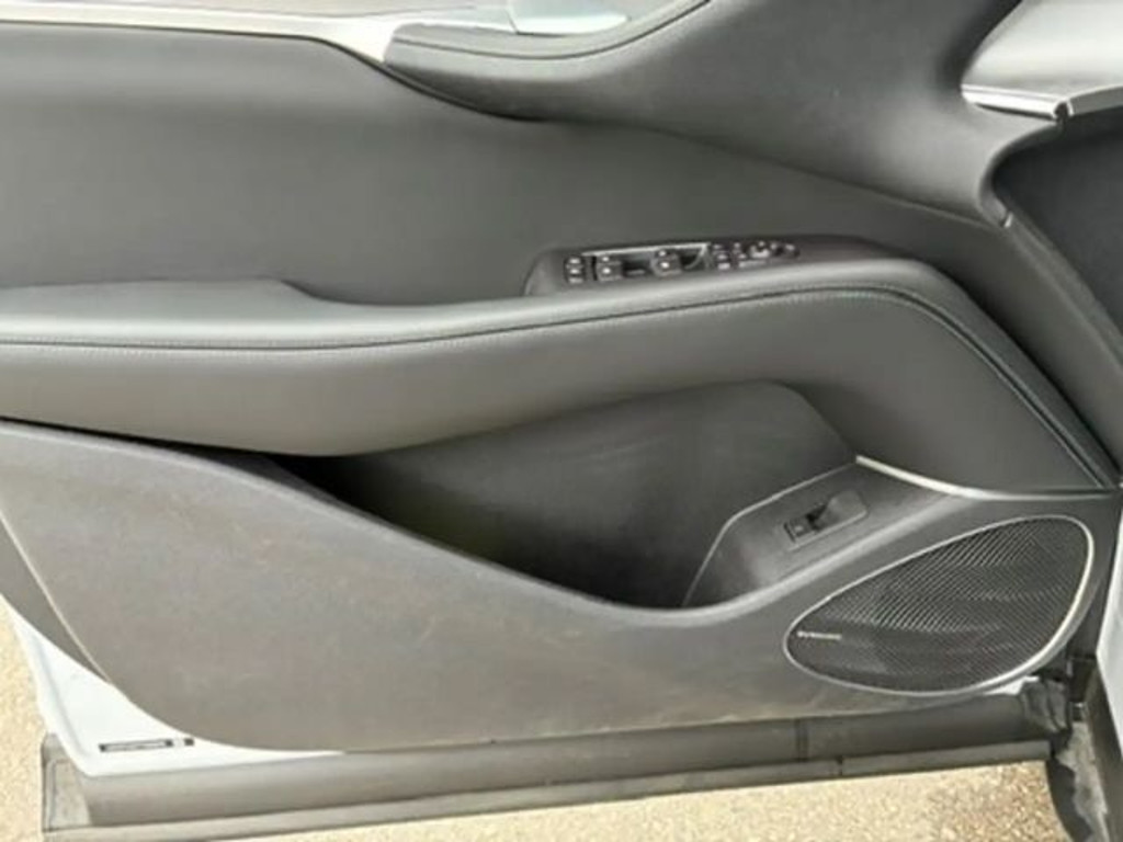BYD Sealion 7