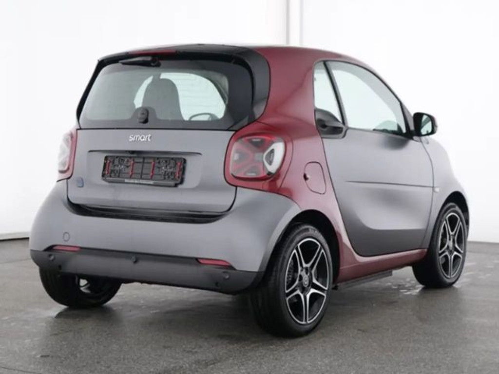 Smart EQ fortwo Prime 22kw onboard charger
