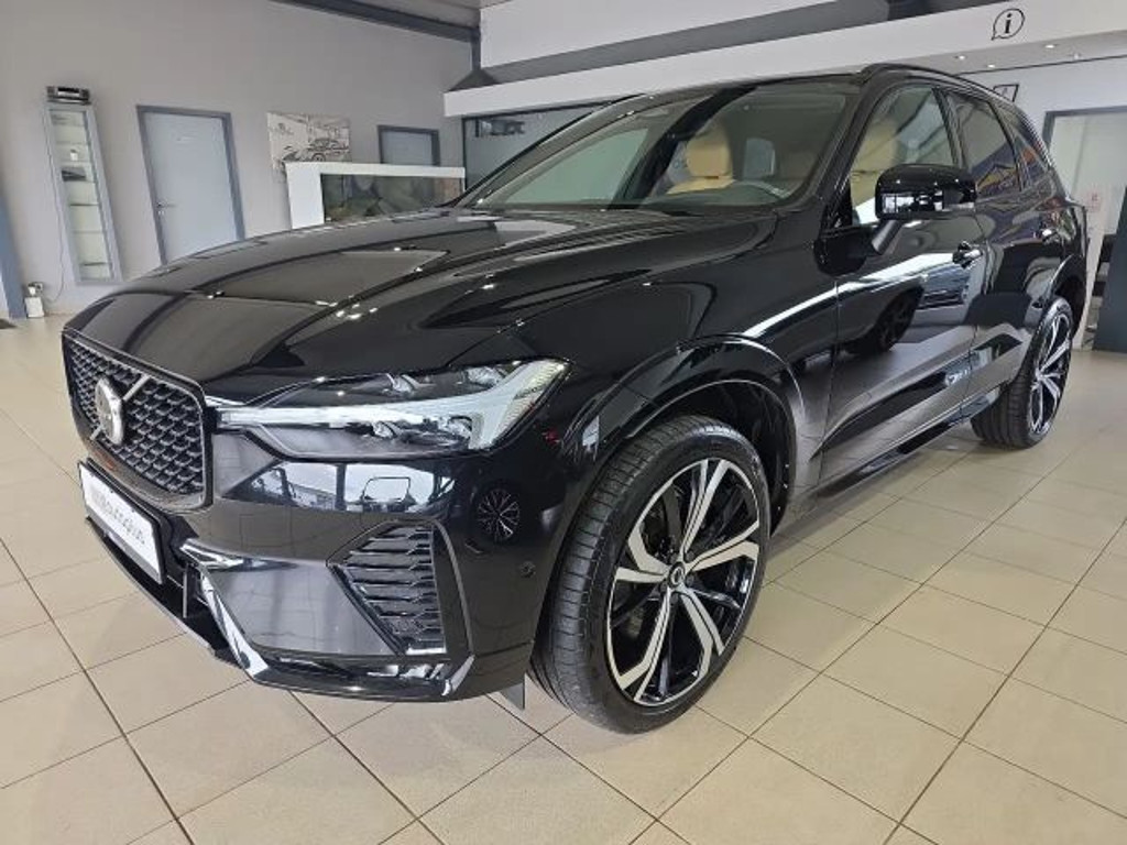 Volvo XC60 AWD Ultimate Dark