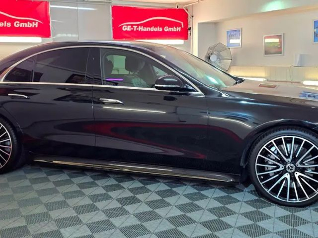 Mercedes-Benz S-Klasse